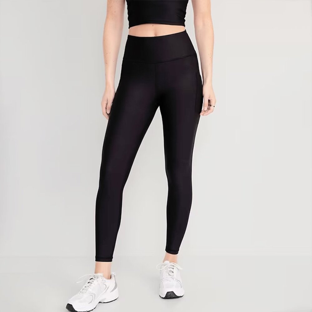 Old Navy Active Wear Black Leggings with Gray stripe Size Small